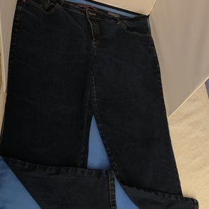 Gloria vanderbilt, size 18W, short, cotton blend, dark blue jeans, pre-owned